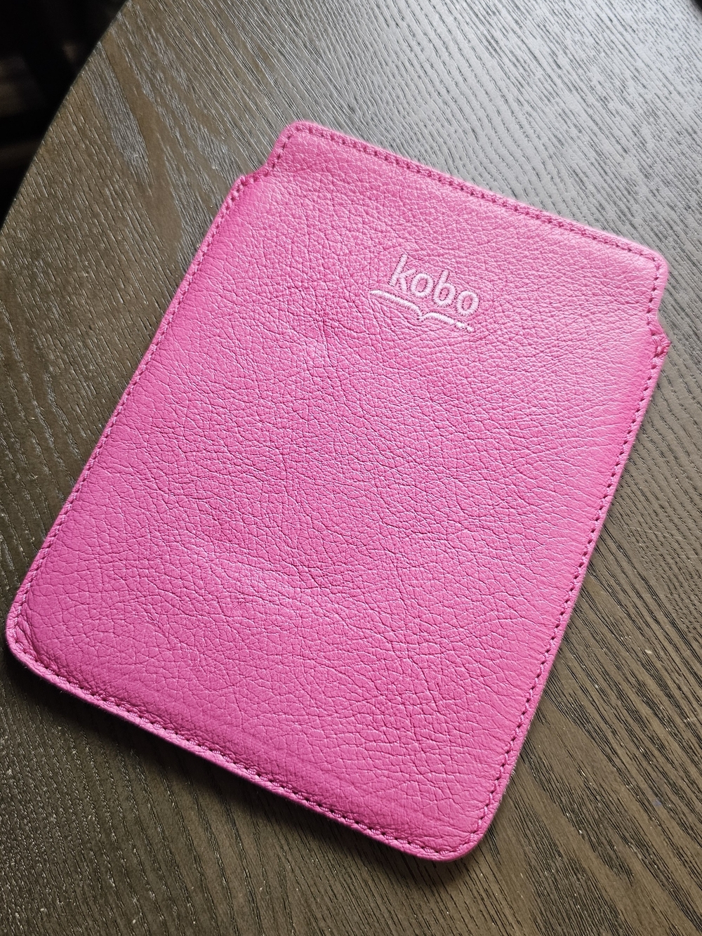 Roots x Kobo Genuine Leather eReader Sleeve Pouch Case